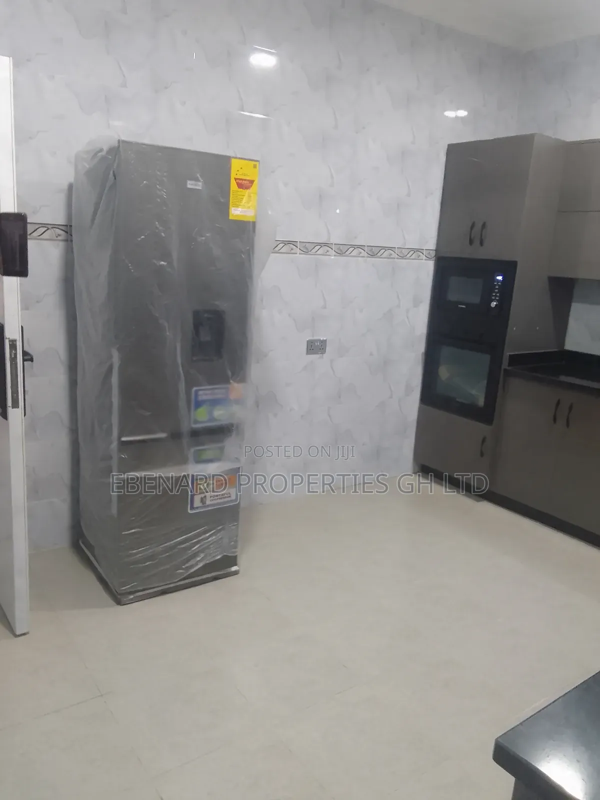 Furnished 3bdrm House in Ebenard Properties, Sakumono for sale