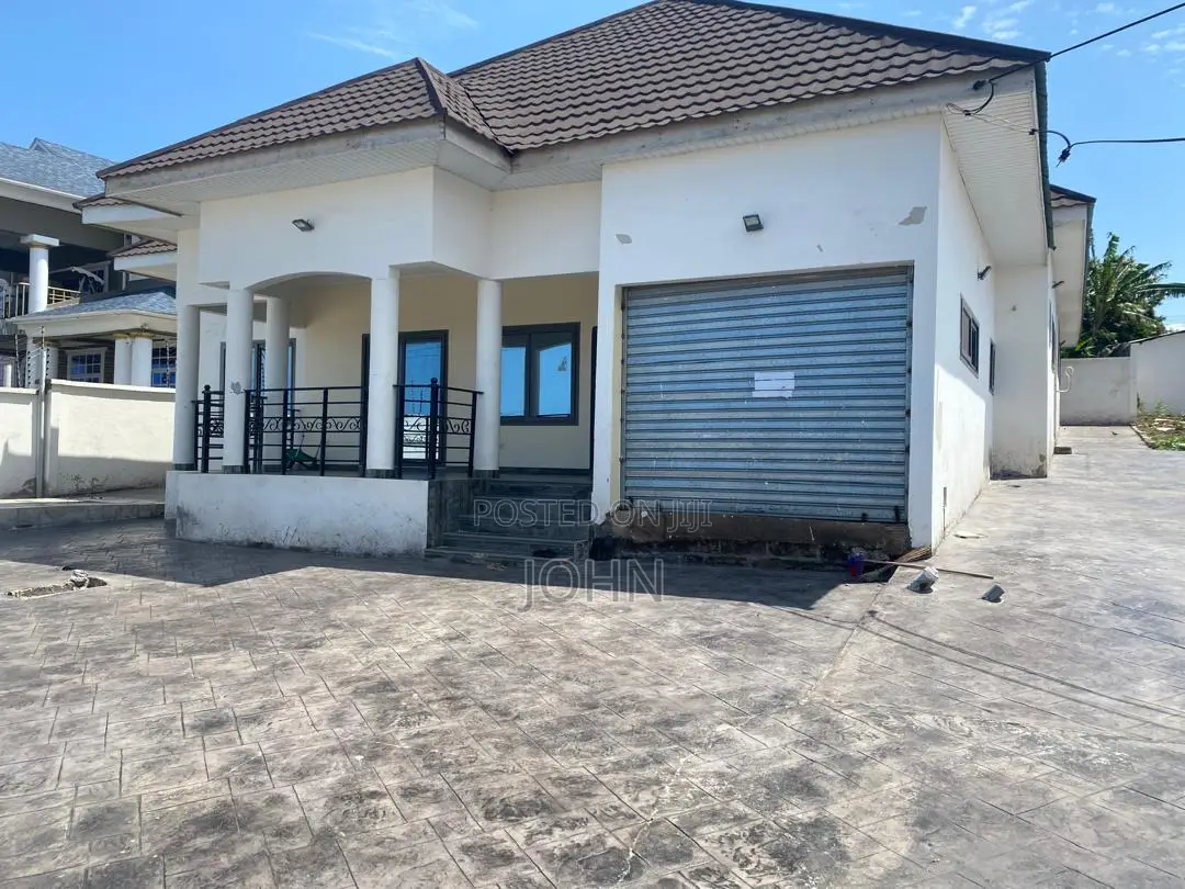 5bdrm House in Survivorestates, Old Barrier for rent