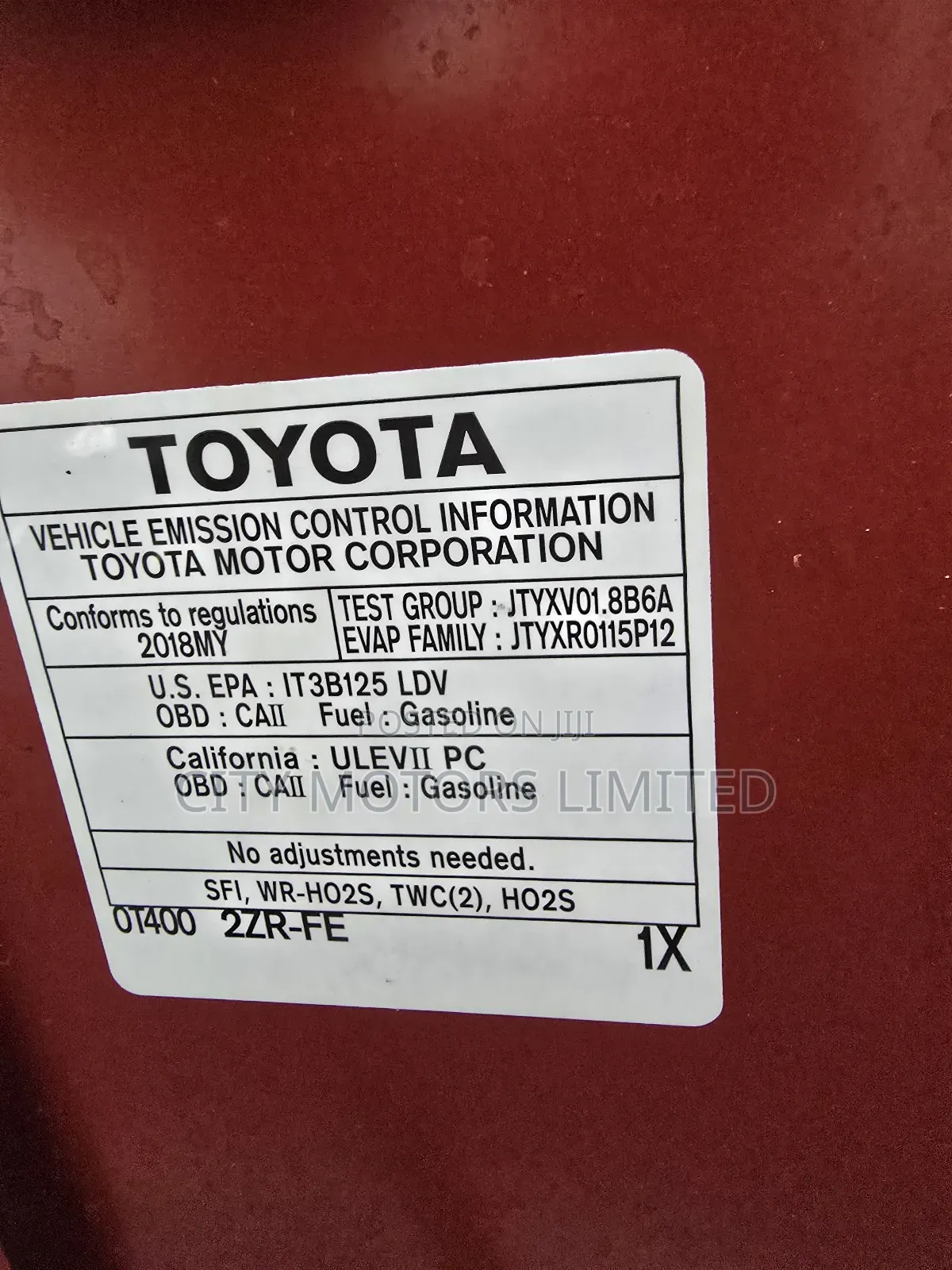 Toyota Corolla LE (1.8L 4cyl 2A) 2018 Burgundy