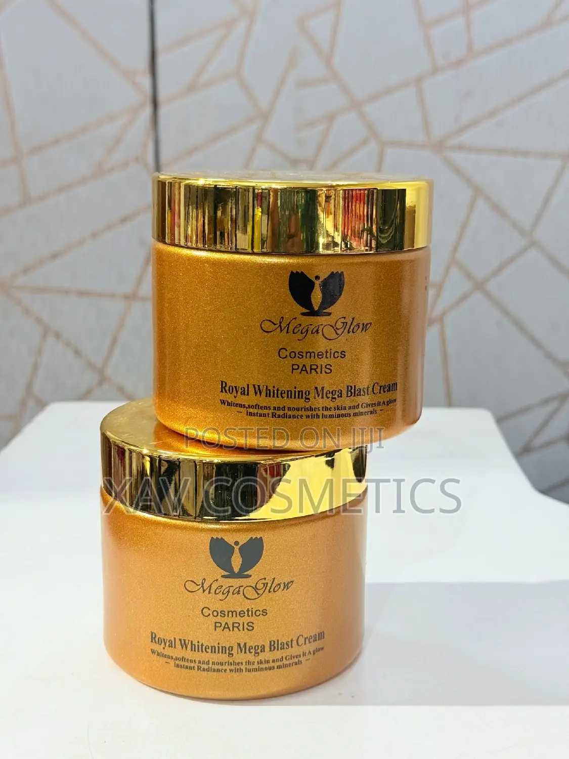 Mega Glow Royal Whitening Mega Blast Cream