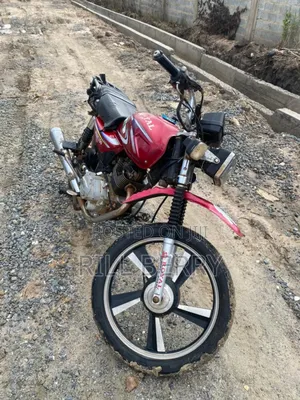 Royal Motorcycle 2017 Red