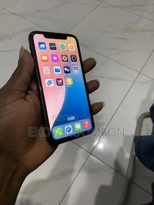 Apple iPhone XR 64 GB Black