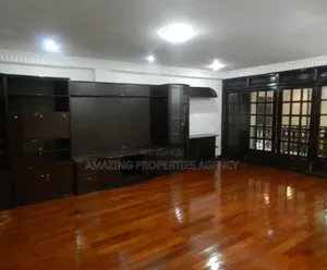 5bdrm House in Airport Residential Area for sale
