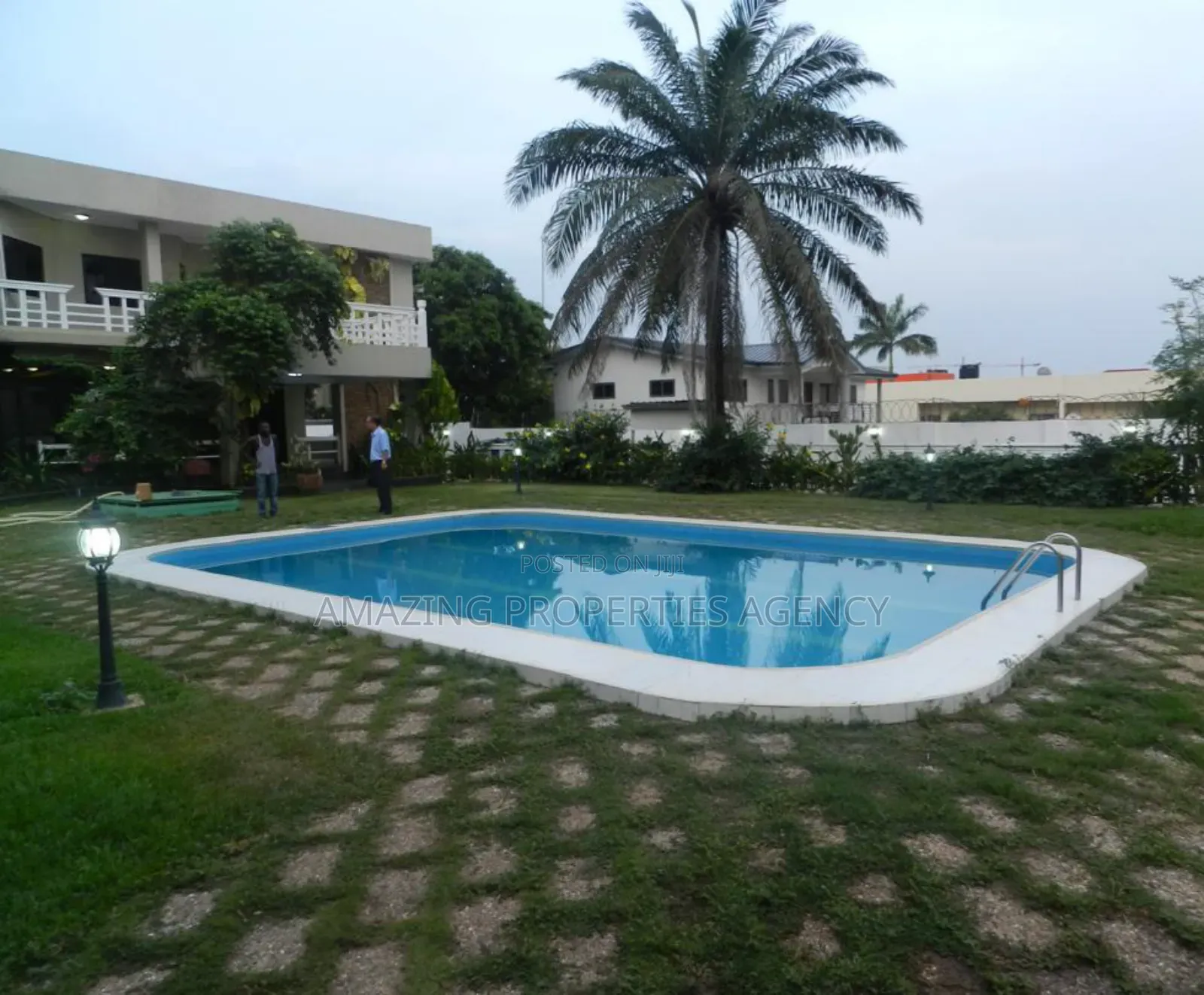 5bdrm House in Airport Residential Area for sale