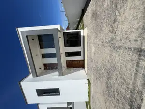 4bdrm House in Ashomang Estate for rent