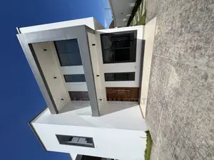 4bdrm House in Ashomang Estate for rent