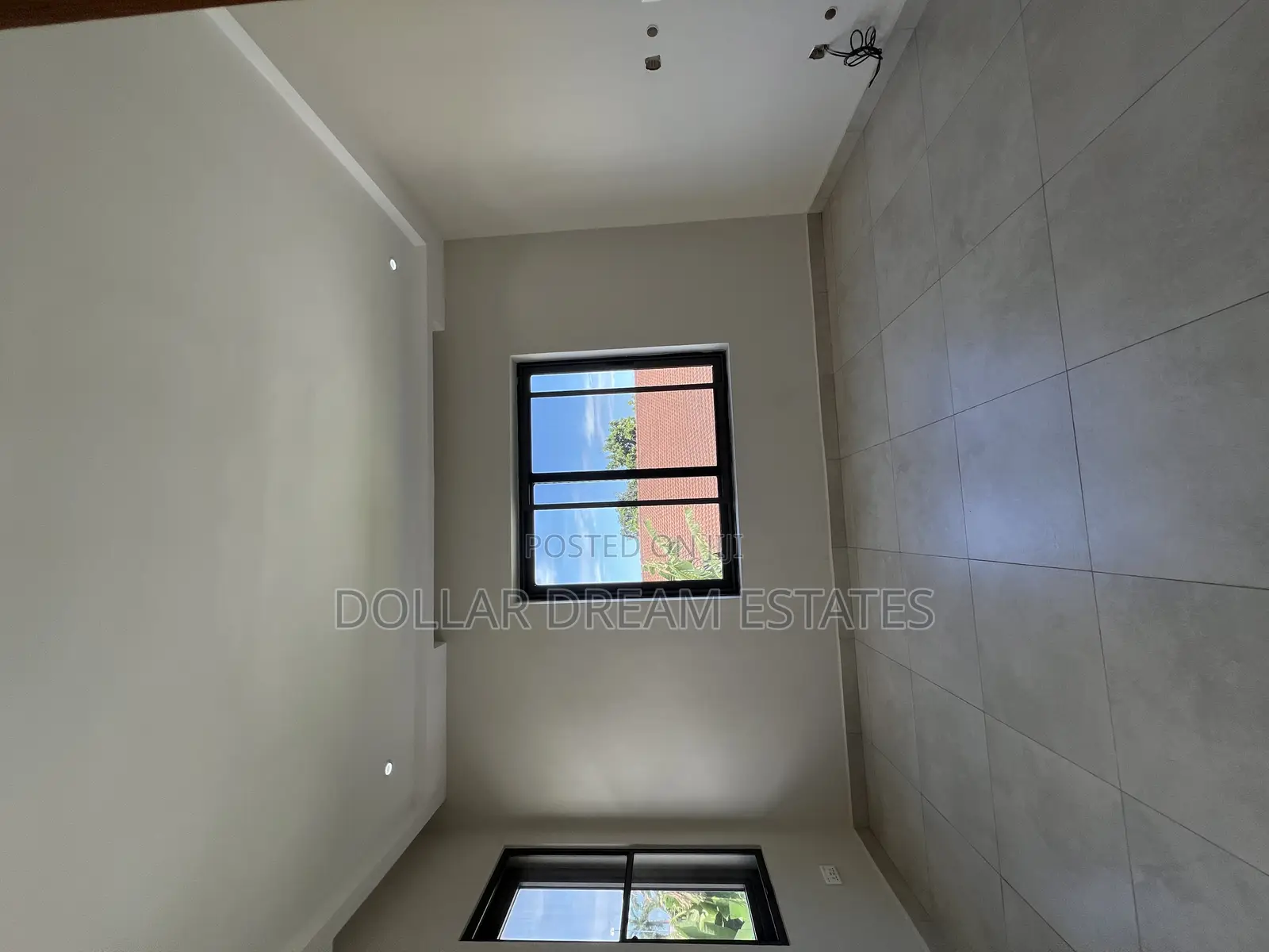 4bdrm House in Ashomang Estate for rent