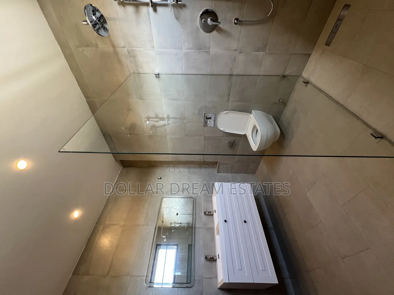 4bdrm House in Ashomang Estate for rent
