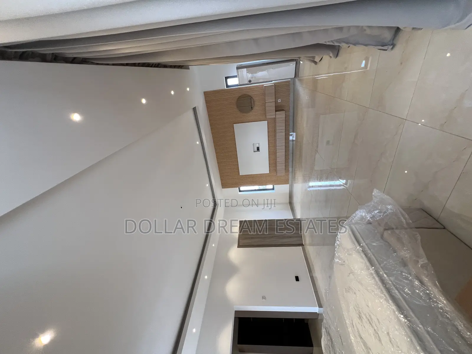 5bdrm House in Adjiriganor for sale