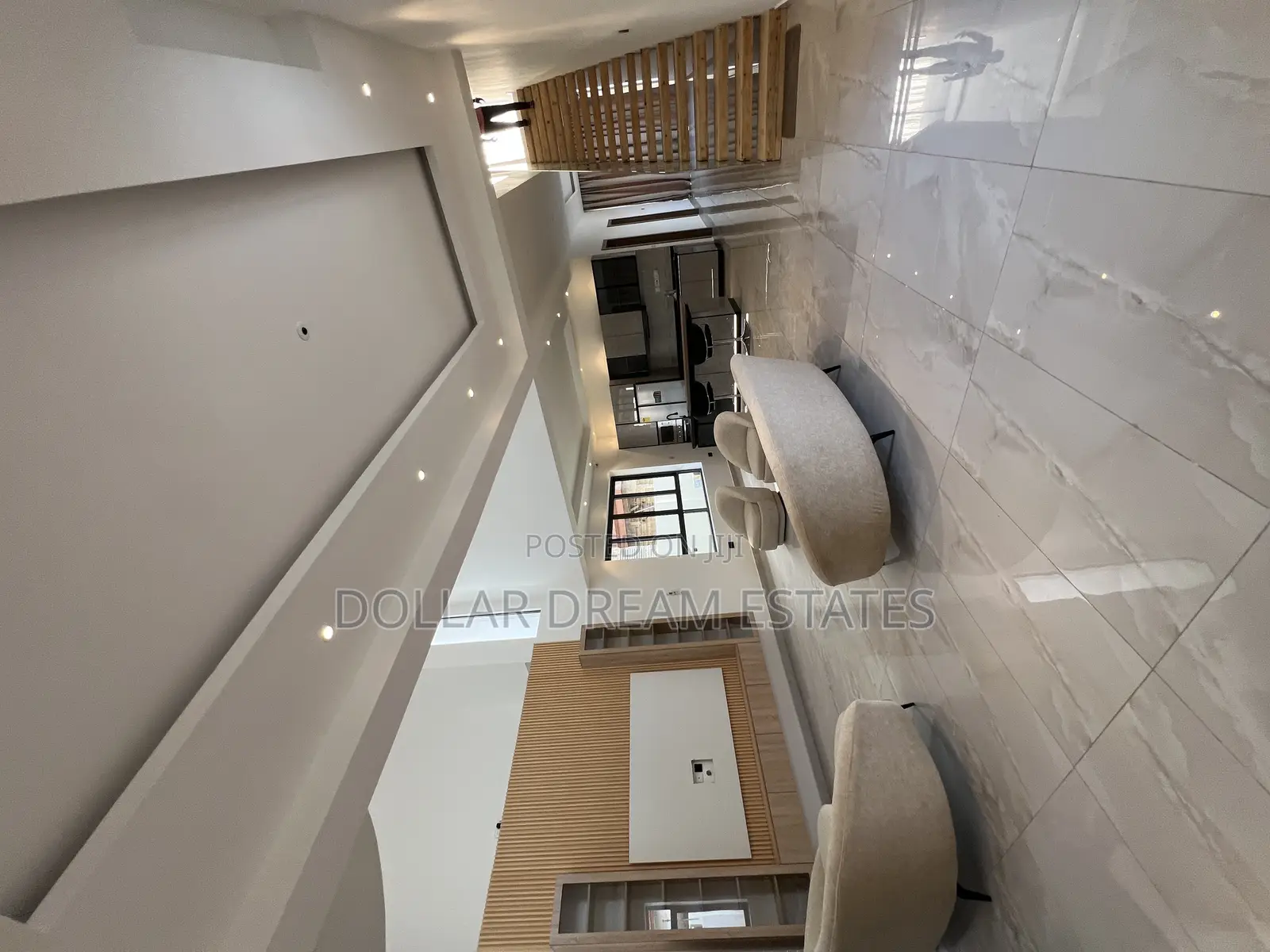 5bdrm House in Adjiriganor for sale
