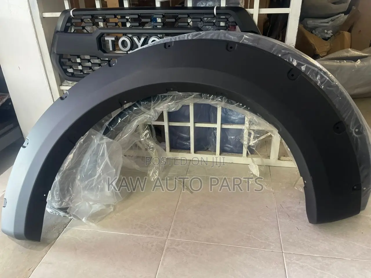 2017,2028,2019,2020,2021,2022,2023 Fender Moulding For Ford F150