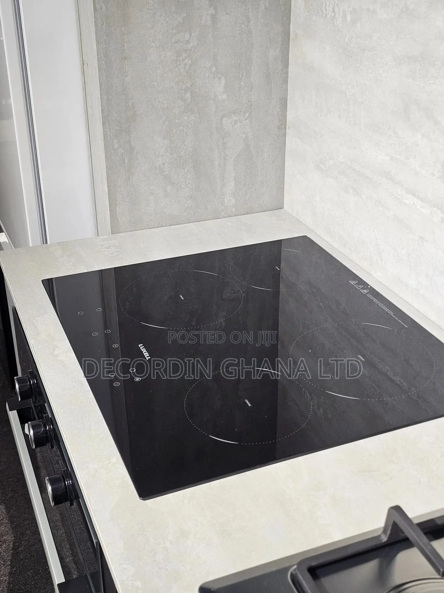 Built-in 4 Eyes Electric Cooker (60cm)