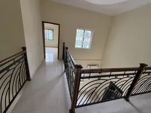 5bdrm House in American House, East Legon for rent