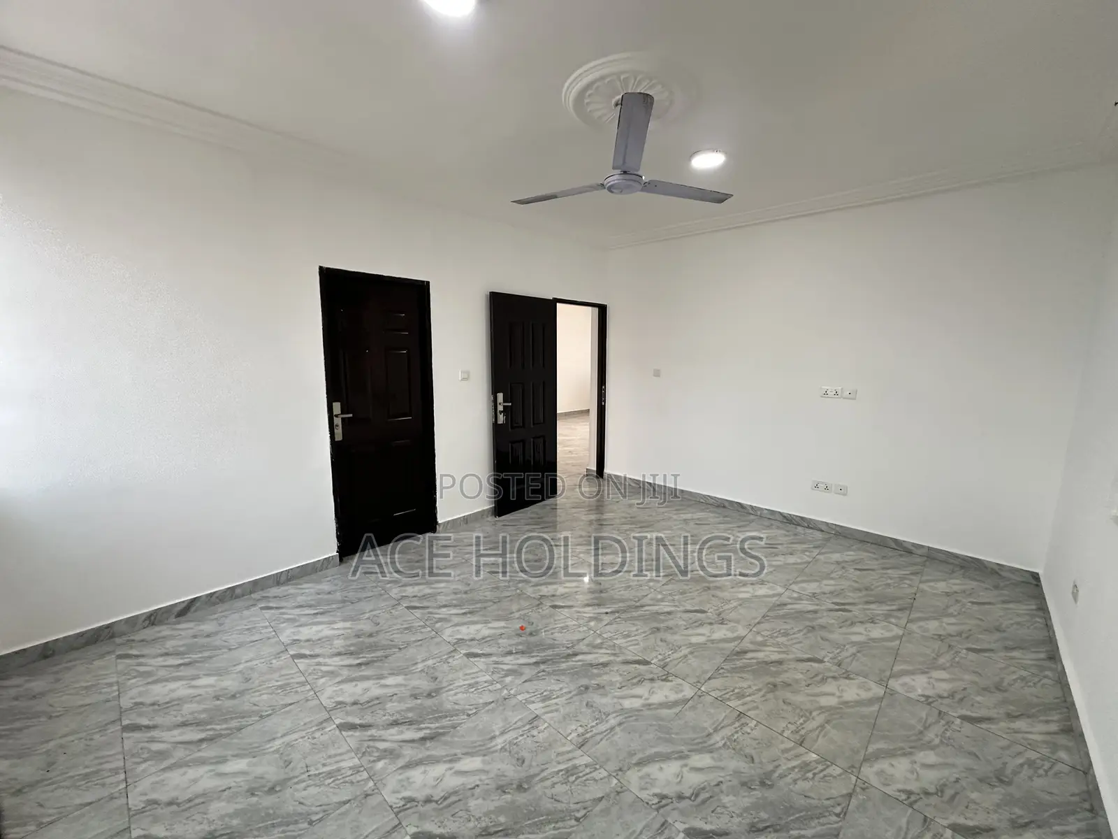 2bdrm Apartment in Nanakrom, Ashaley Botwe for rent