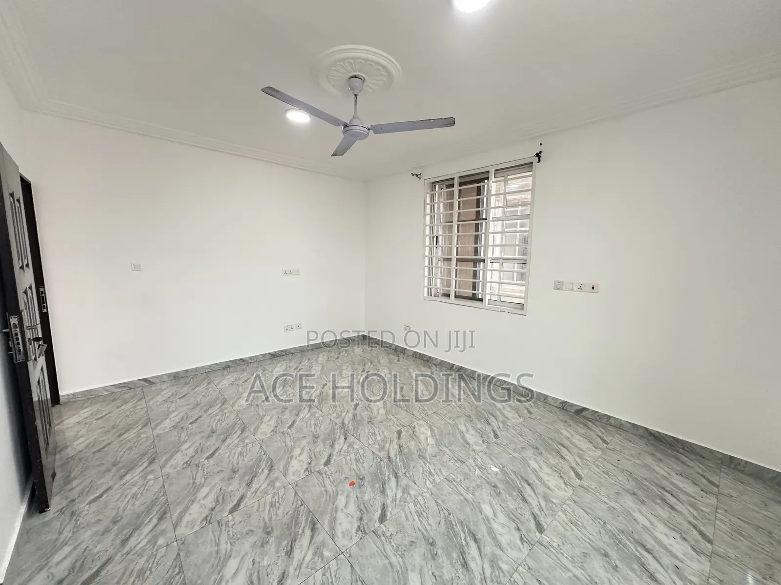 2bdrm Apartment in Nanakrom, Ashaley Botwe for rent