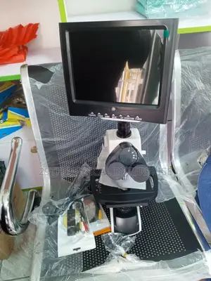 Microscope With Screen