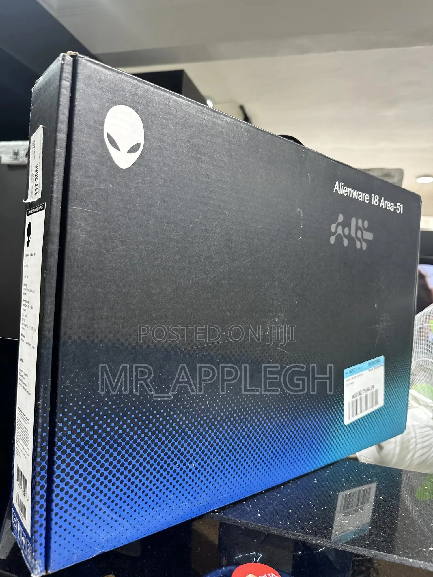 New Laptop Dell Alienware 18 Area-51 32GB Intel Core Ultra 9 SSD 2T