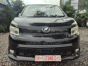 Toyota Voxy 2012 Black