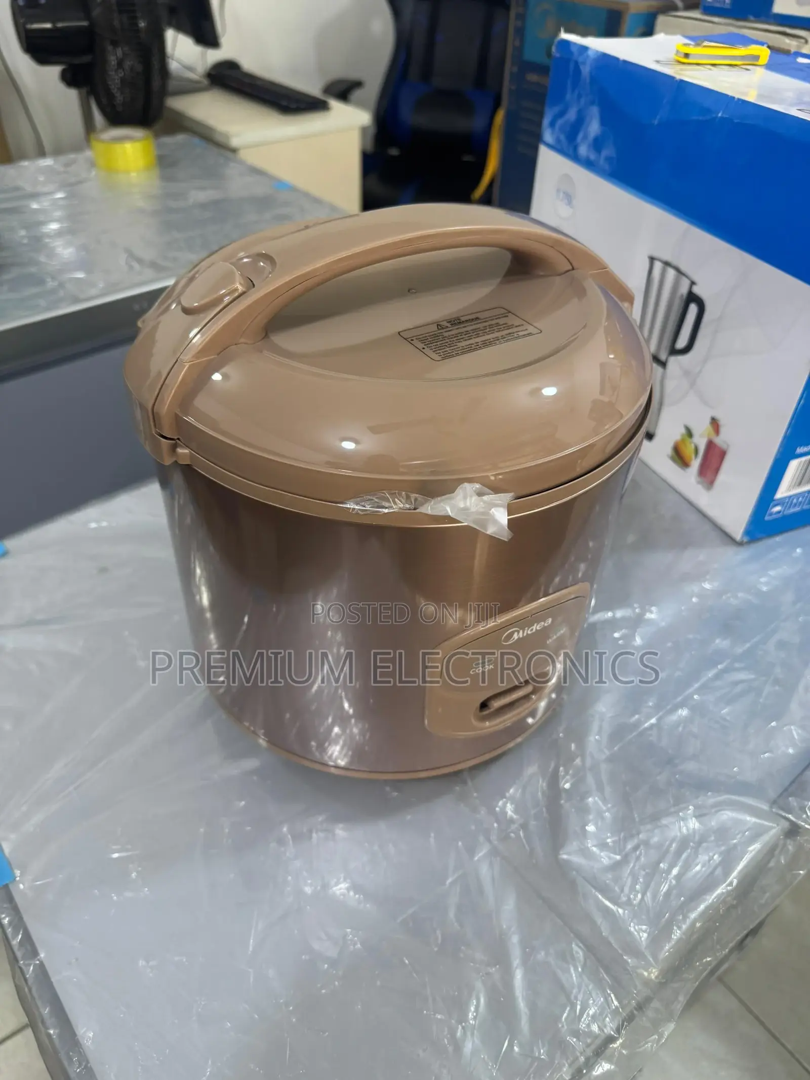 Midea 1.8ltr Very Quality Rice Cooker, Gold | Yj508j |