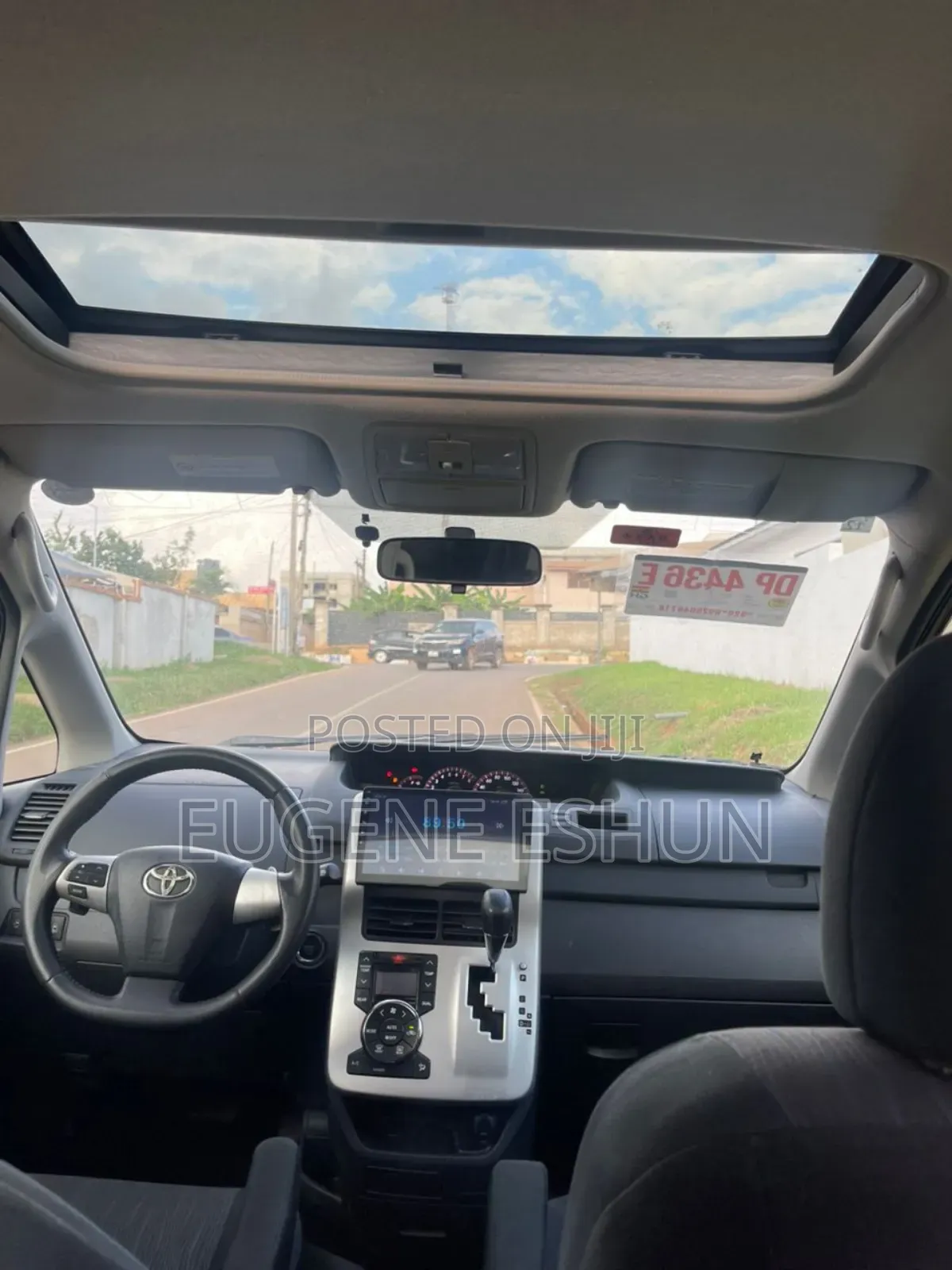 Toyota Voxy 2012 Black