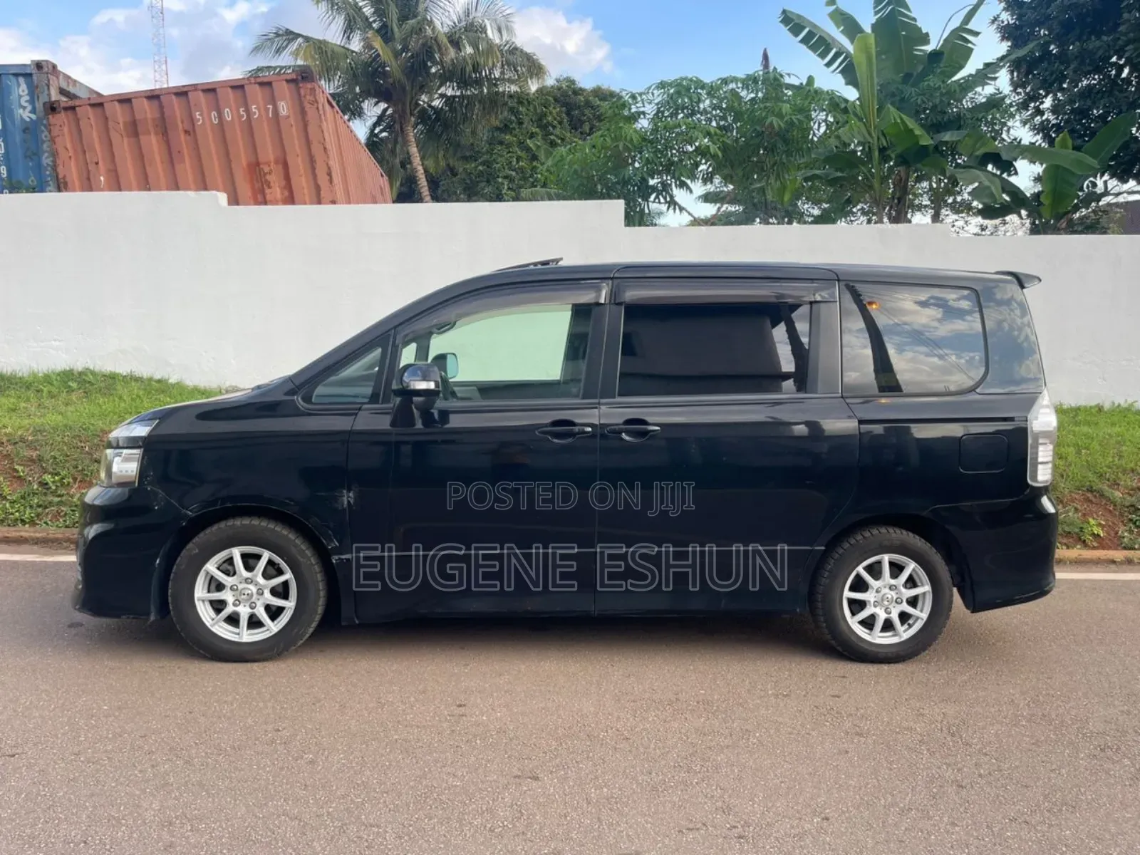 Toyota Voxy 2012 Black