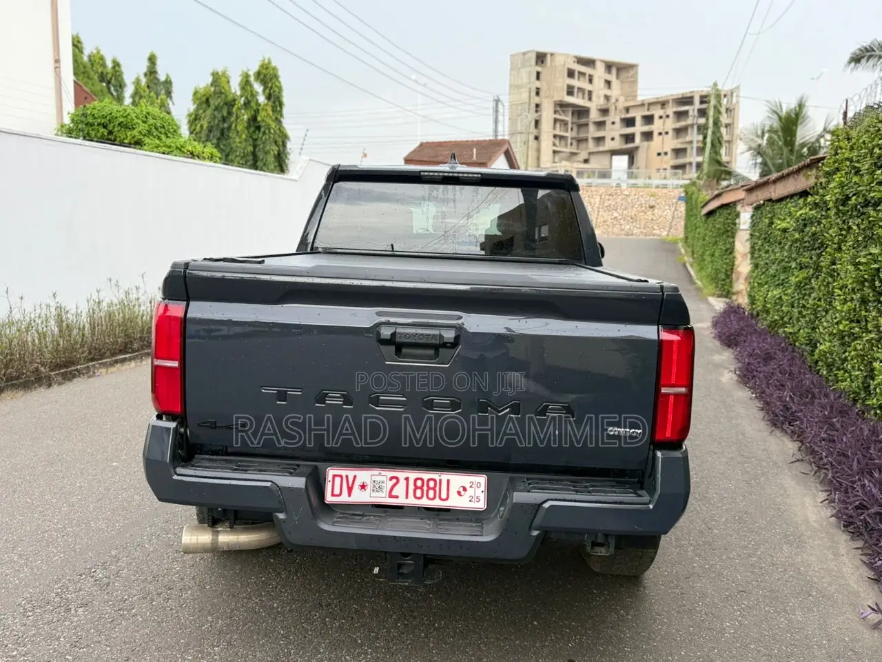 Toyota Tacoma 2024 Gray