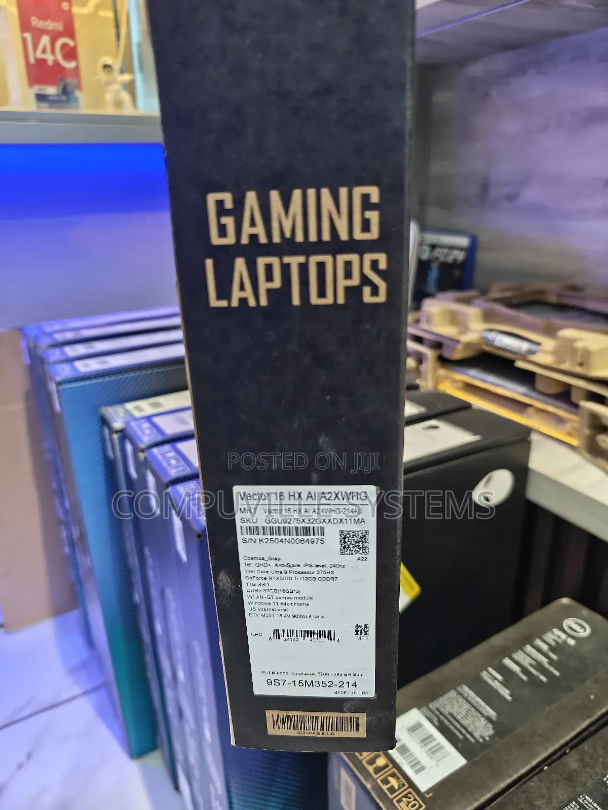 New Laptop MSI Vector 16 HX AI A2XWIG 32GB Intel Core Ultra 9 SSD 1T