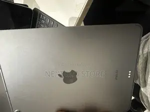 Apple iPad Air 64 GB Gray