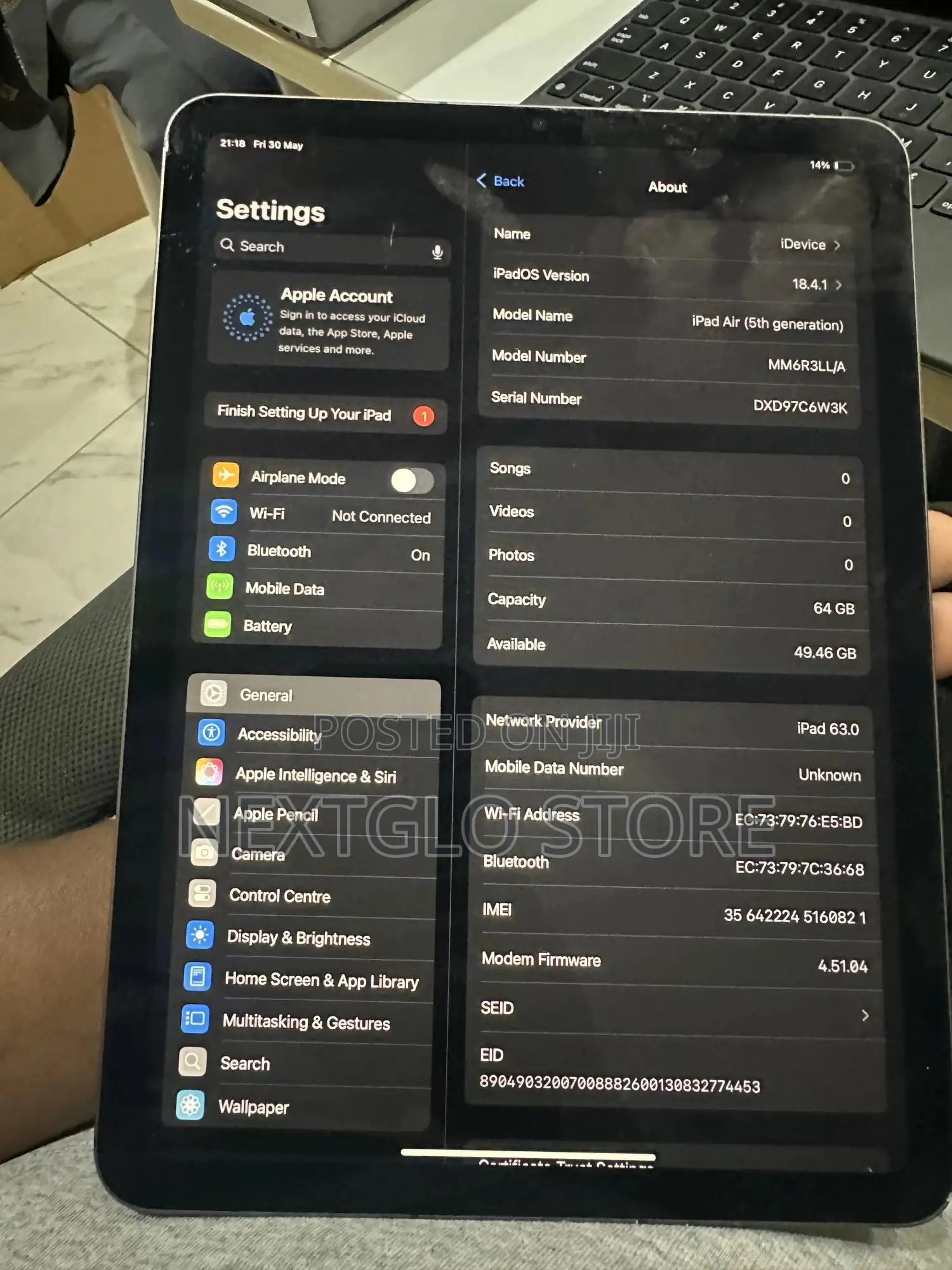 Apple iPad Air 64 GB Gray
