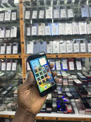 Apple iPhone 8 64 GB Black
