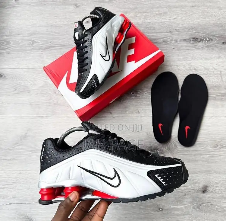 Nike Shocks