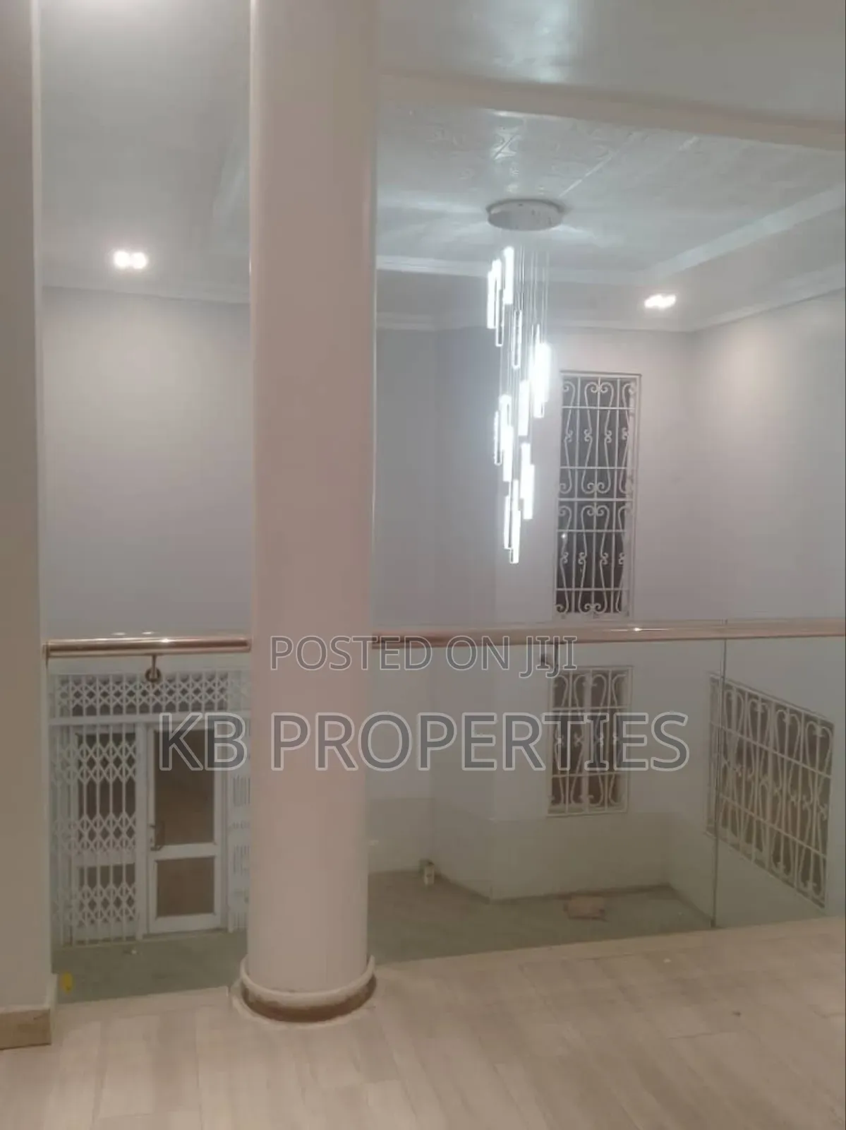 5bdrm Mansion in Kb Properties, Spintex for rent