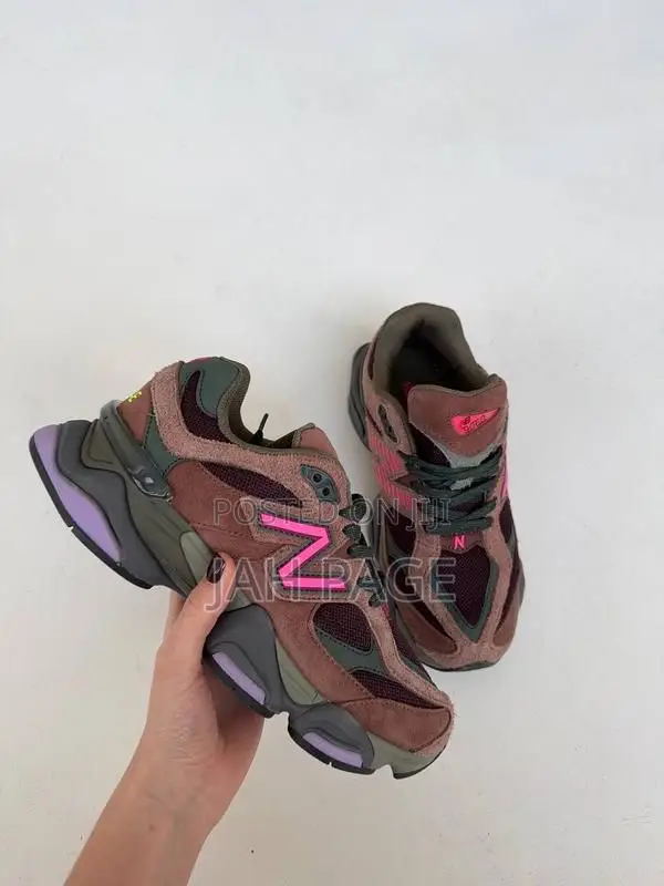 New Balance 9060 Sneakers