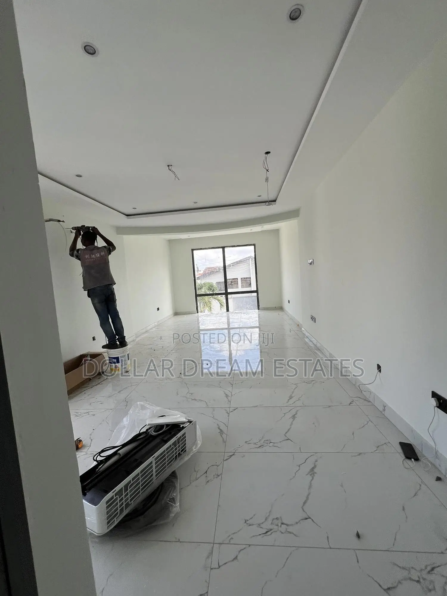 5bdrm House in East Legon for sale