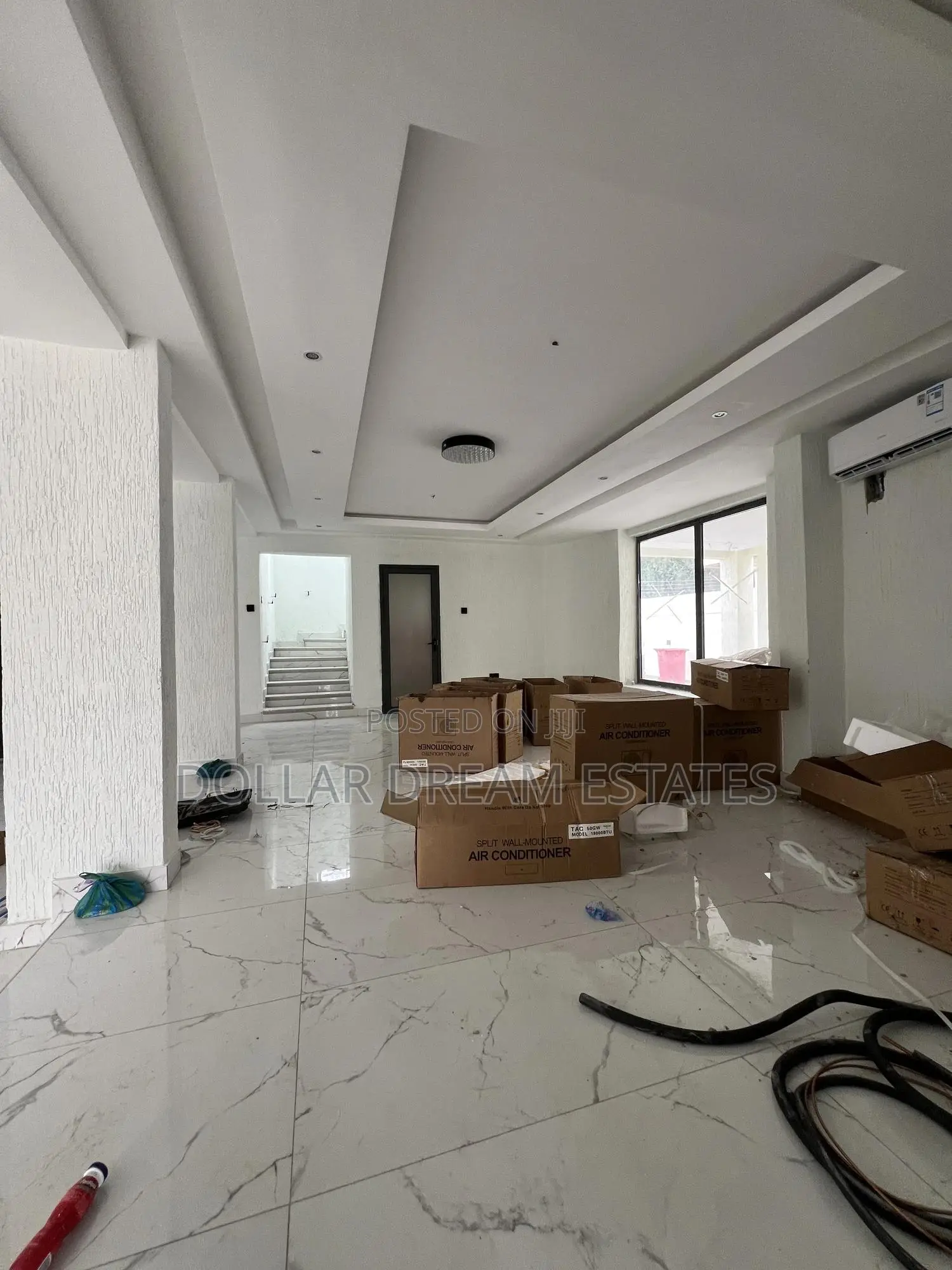 5bdrm House in East Legon for sale