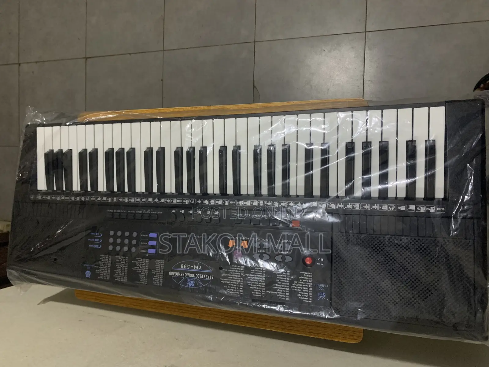 61-Key Electronic Keyboard: Beginner Friendly
