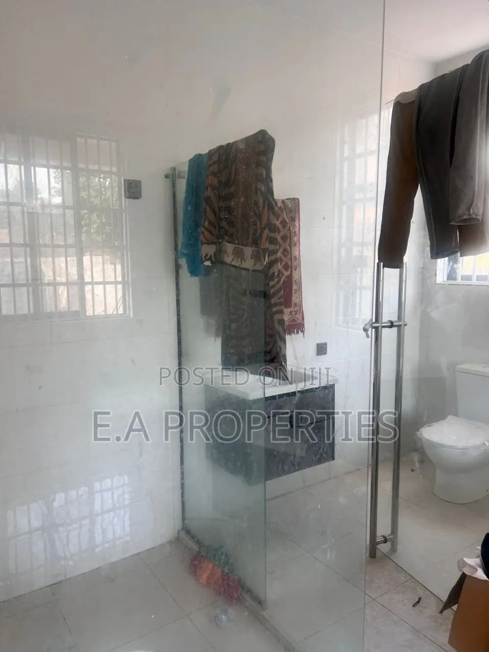 4bdrm House in E A Properties, SDA Area for rent