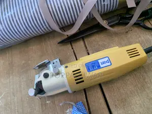 Tailor Cutting Machine