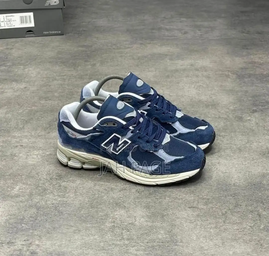 New Balance 2002r Protection Pack