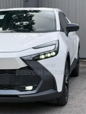 New Toyota C-HR 2025 White