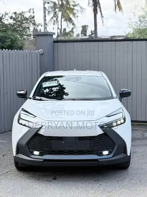 New Toyota C-HR 2025 White