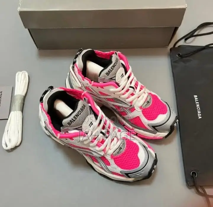 Balenciaga Runner