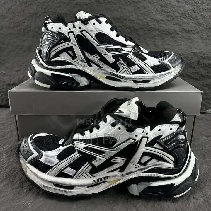 Balenciaga Runner