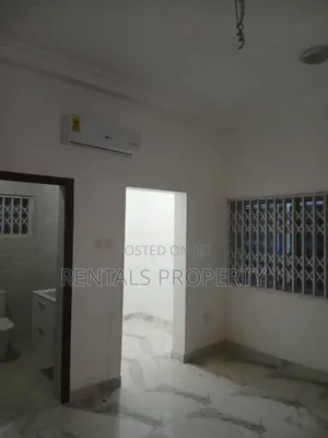 2bdrm Mansion in $ 600 A Month Two, Oyarifa for rent
