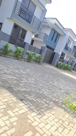 3bdrm House in Haatso for sale