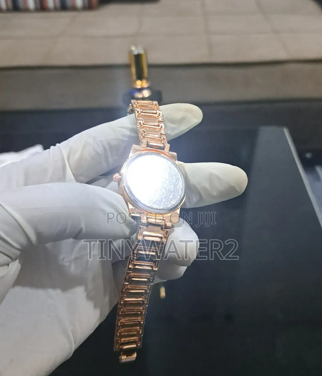 Luxury Women’S Wristwatch Bracelet Combo!