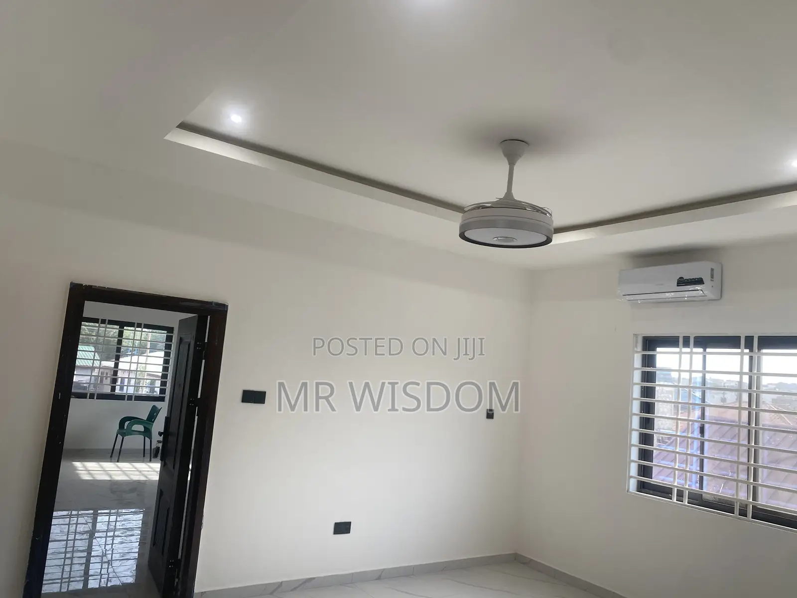 4bdrm Duplex in Lakeside Estate, Ashaley Botwe for sale