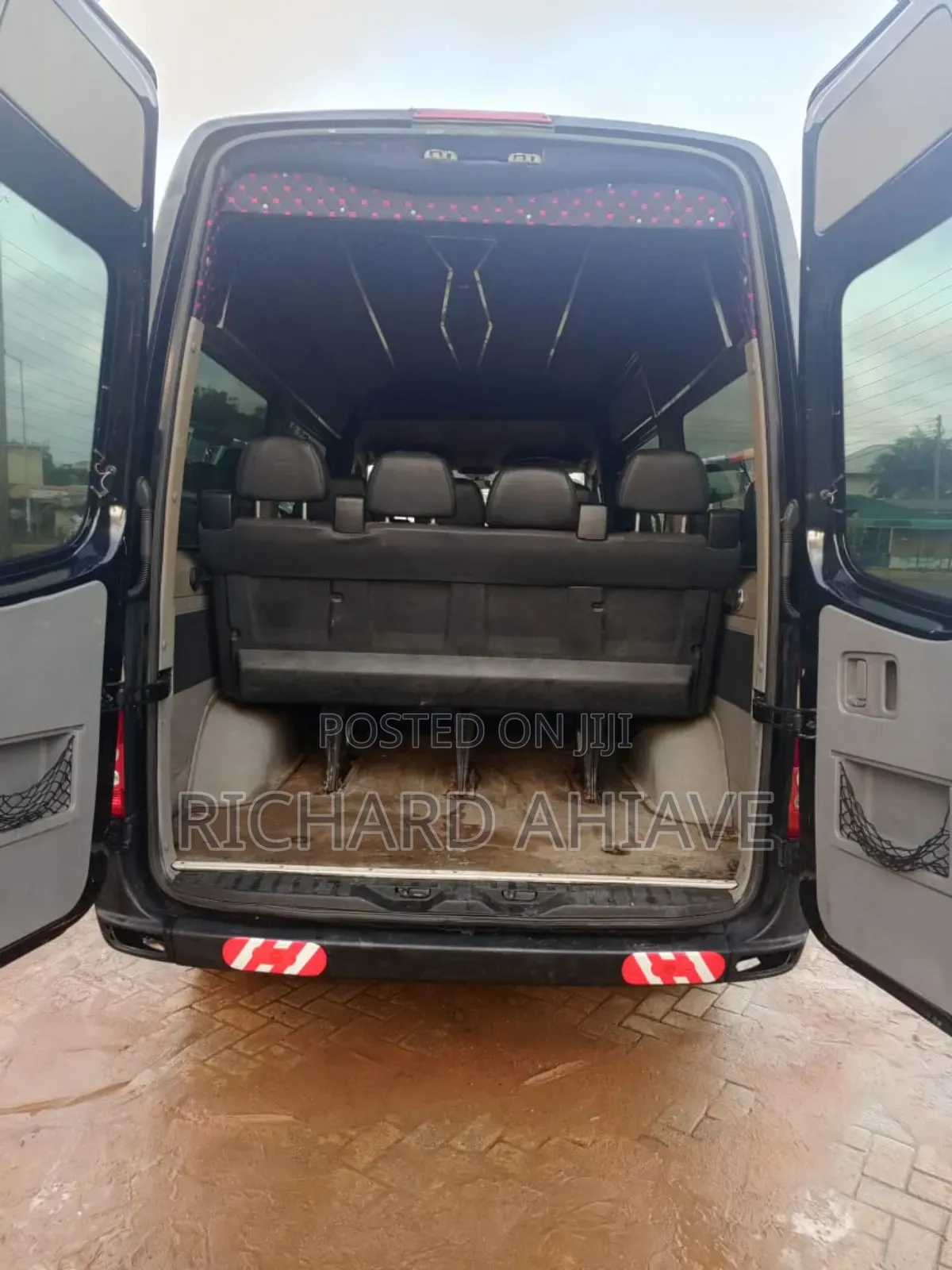Mercedes-Benz Sprinter 2012 Black