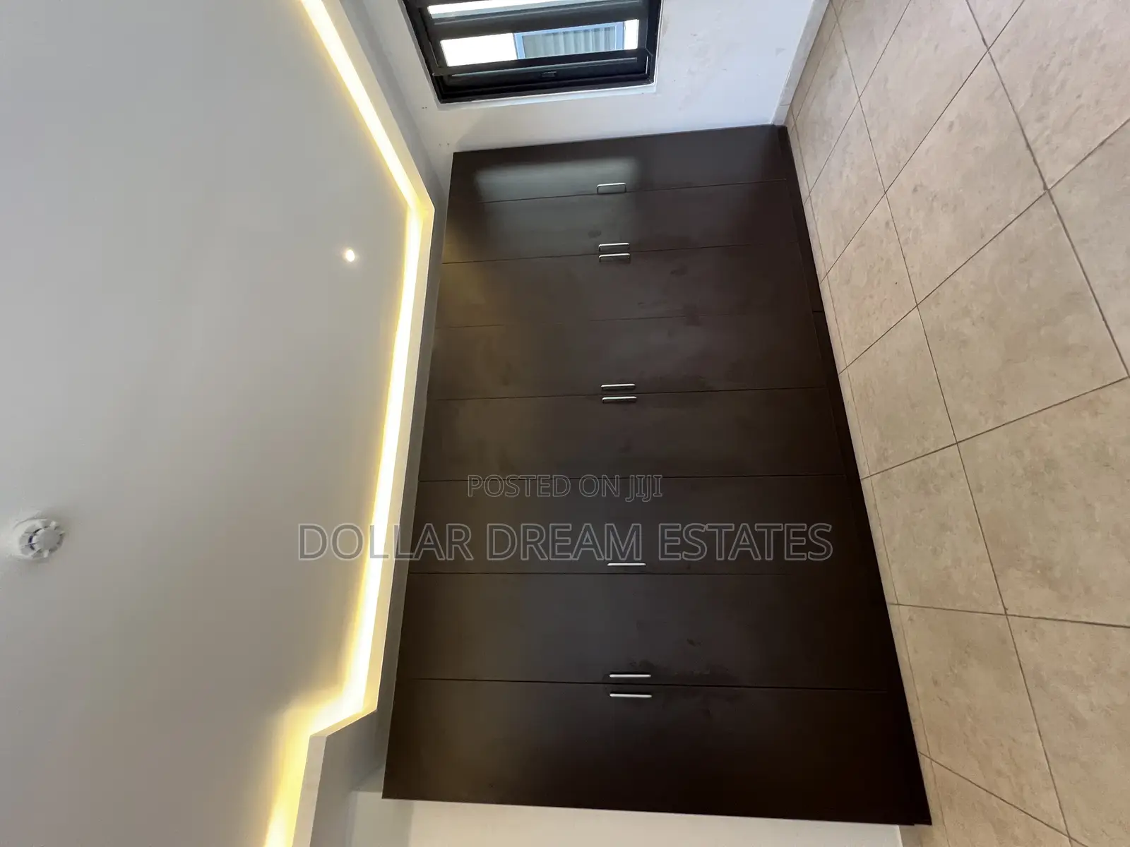 4bdrm Townhouse / Terrace in East Legon for rent