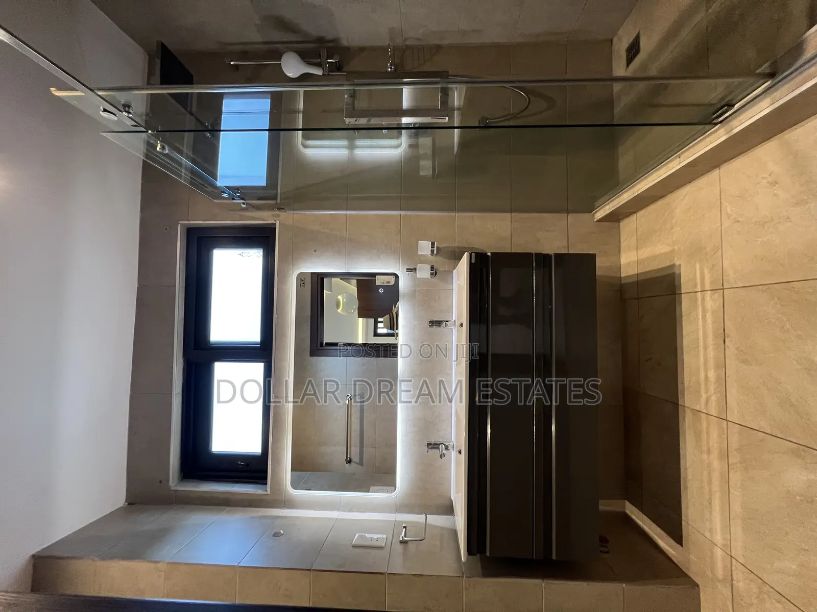 4bdrm Townhouse / Terrace in East Legon for rent